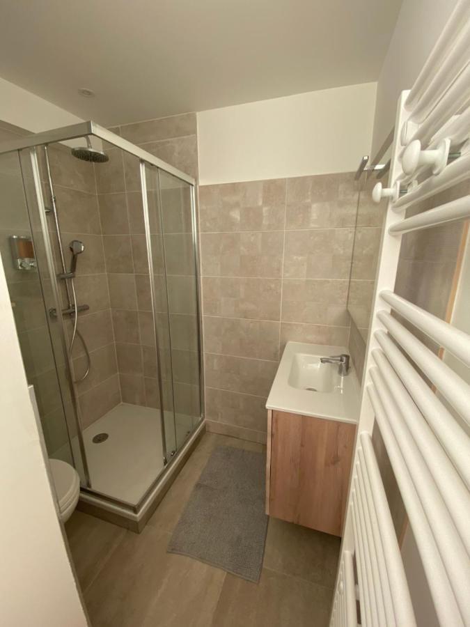 Studio Indre Climatise, La Halte De Cuze, Aux Abords De La Loire A Velo Huismes Экстерьер фото