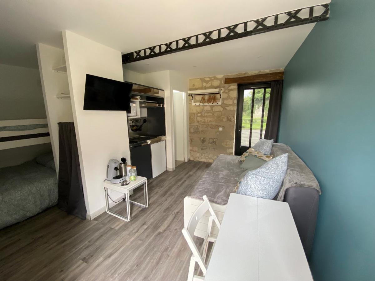 Studio Indre Climatise, La Halte De Cuze, Aux Abords De La Loire A Velo Huismes Экстерьер фото