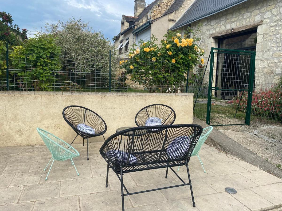 Studio Indre Climatise, La Halte De Cuze, Aux Abords De La Loire A Velo Huismes Экстерьер фото