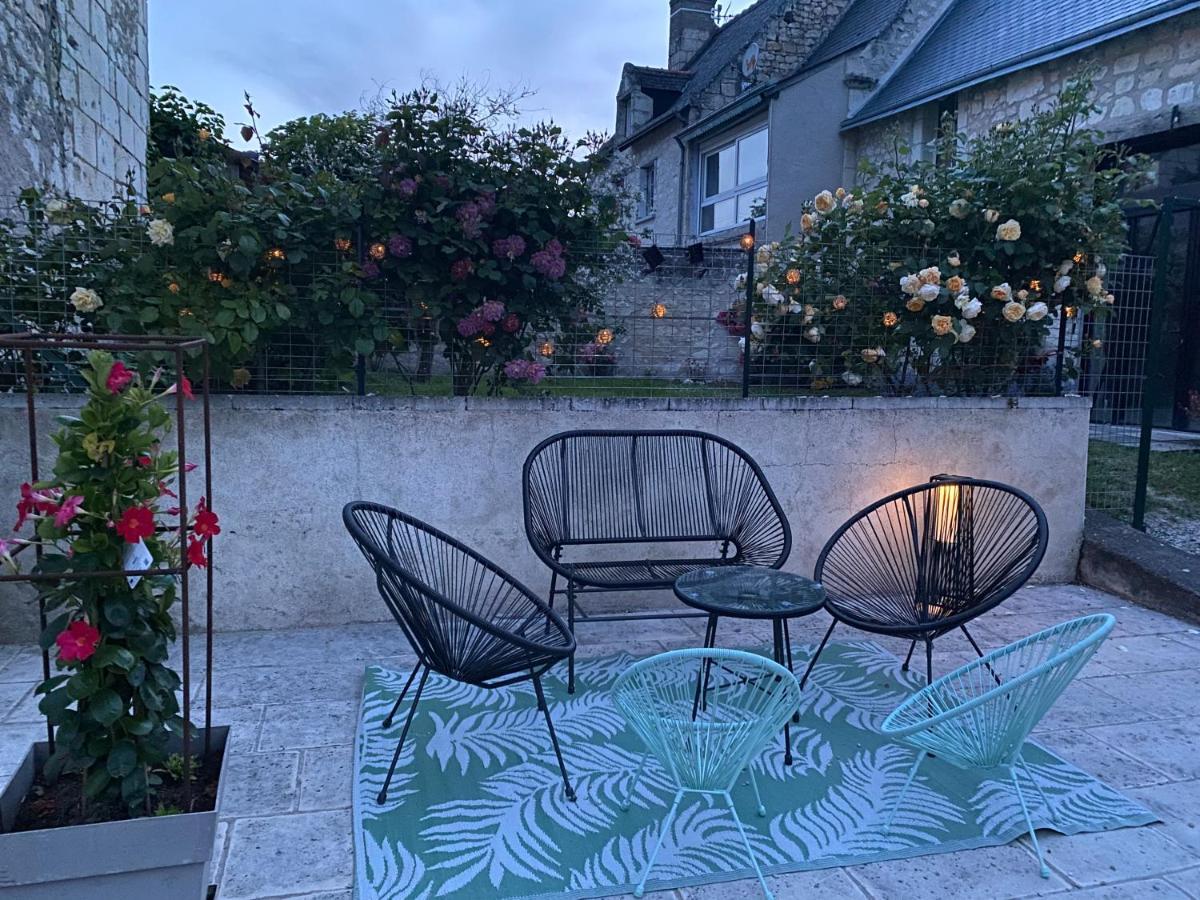 Studio Indre Climatise, La Halte De Cuze, Aux Abords De La Loire A Velo Huismes Экстерьер фото